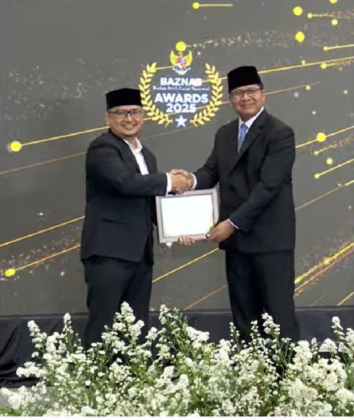 Baitul Mal Aceh Raih Penghargaan Khusus Pengumpulan dari BAZNAS RI