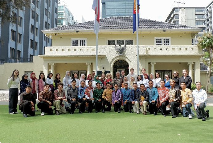 Kemenpora dan Australia Perkuat Kolaborasi Kepemudaan melalui AIYEP 2026